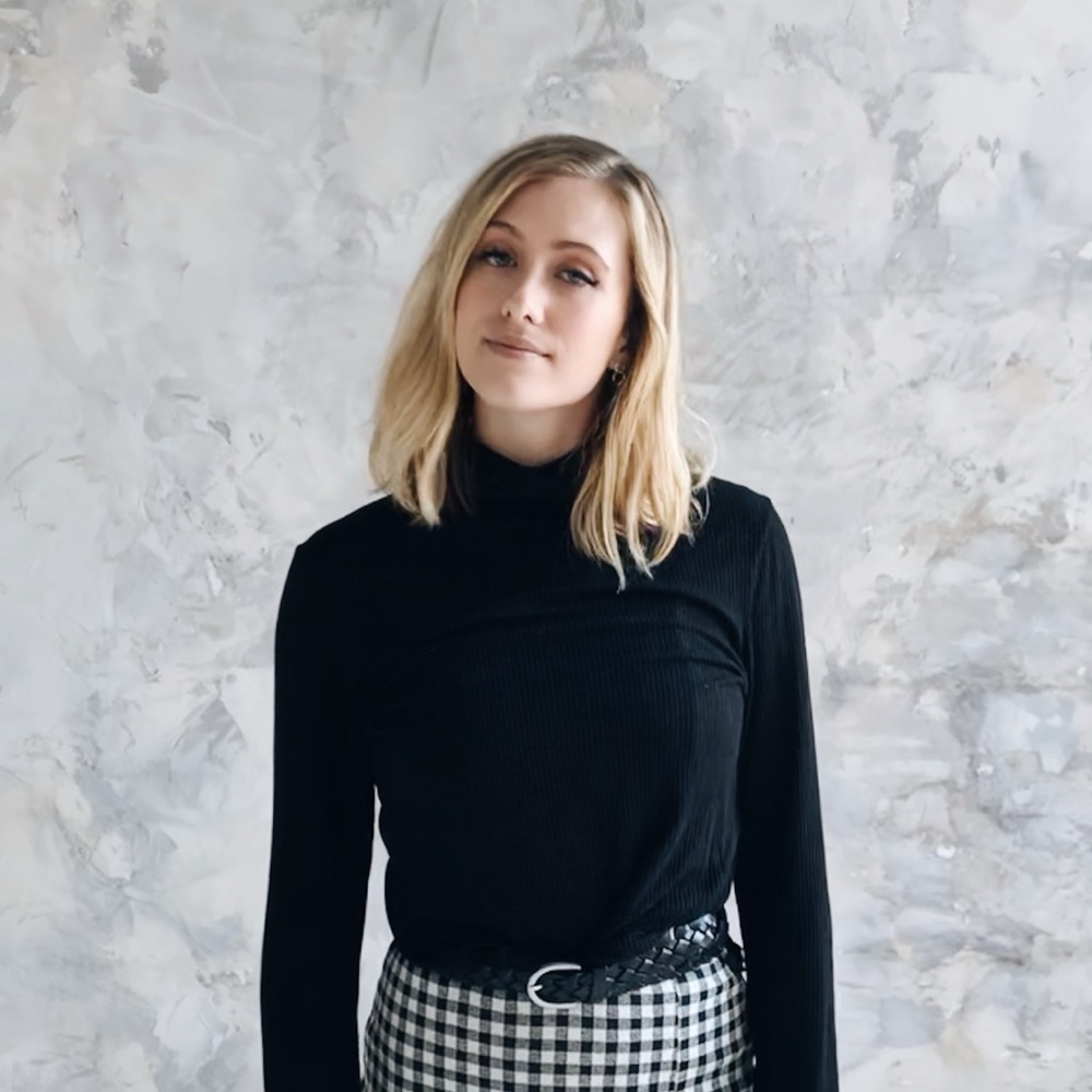 Meet your Posher, Alisa